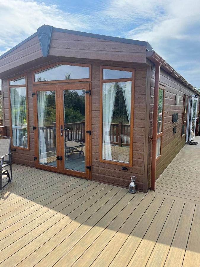 Fern Lodge With Hot Tub Stonham Aspall Exterior foto